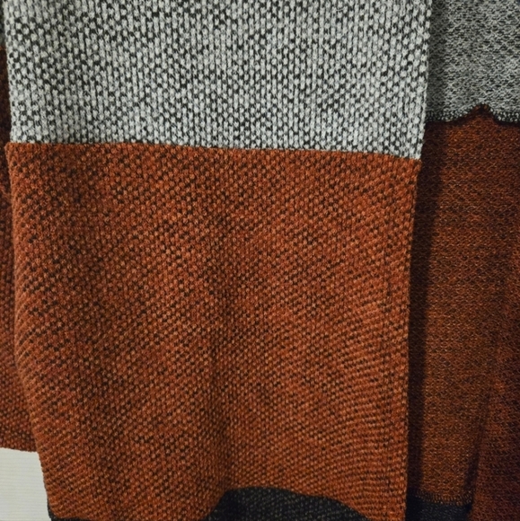 Women's Colorblock Open Front Cardigan - Picture 3 of 6